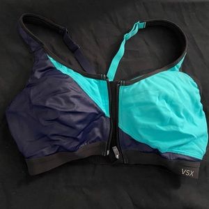 VICTORIA’S SECRET VSX Sport Bra 34C